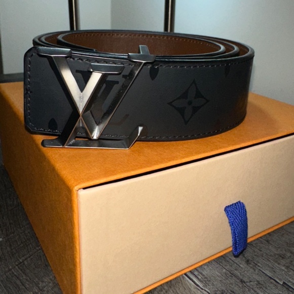 Louis Vuitton belt - Picture 3 of 3